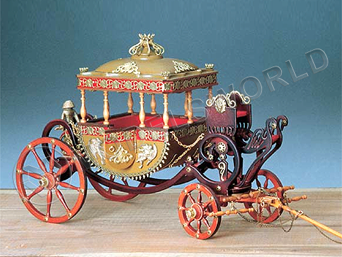 Набор для постройки модели Королевская карета. Масштаб 1:16 Набор для постройки модели Королевская карета. Масштаб 1:16 - фото 1